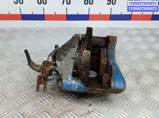 купить суппорт тормозной передний правый на AUDI A8 D3