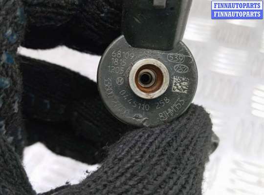 купить форсунка дизельная на HYUNDAI TUCSON JM