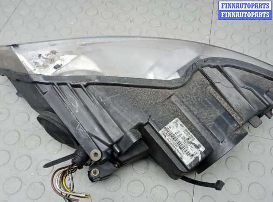 Фара передняя на Volkswagen Touareg I (7L)