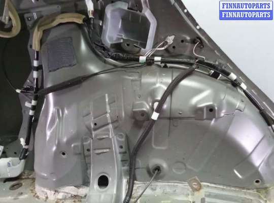 Часть кузова (отрезной элемент) на Toyota RAV4 IV (CA40)
