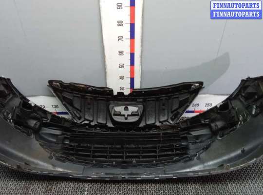 Бампер передний на Peugeot 207