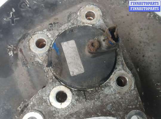 купить ступица задняя левая на PEUGEOT 308 2