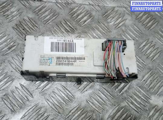 купить монитор на RENAULT MEGANE 3