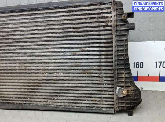 купить радиатор интеркулера на AUDI A3 8P