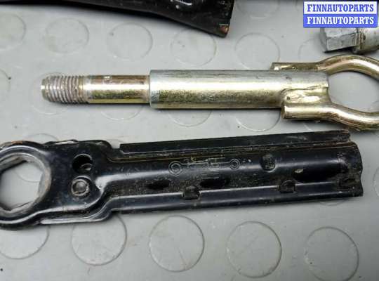 купить набор инструментов на RENAULT TRAFIC 2