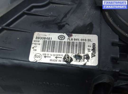 Фара передняя на Volkswagen Touareg I (7L)