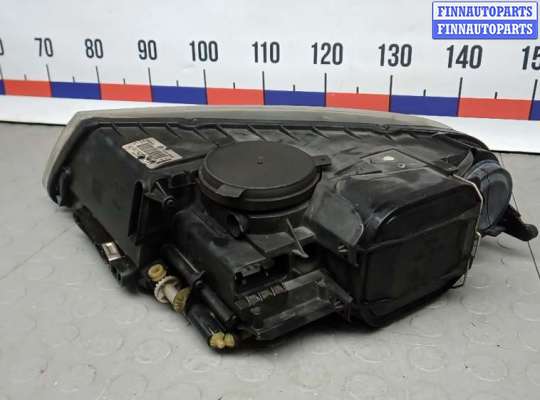 Фара передняя на Volkswagen Touareg I (7L)