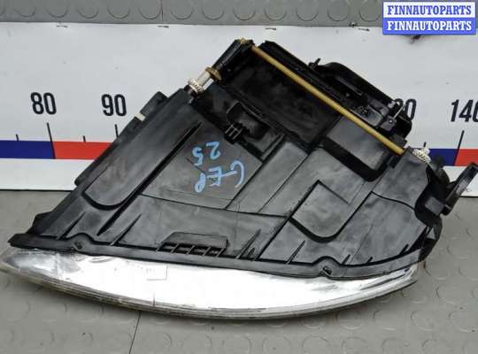 Фара передняя на Volkswagen Touareg I (7L)