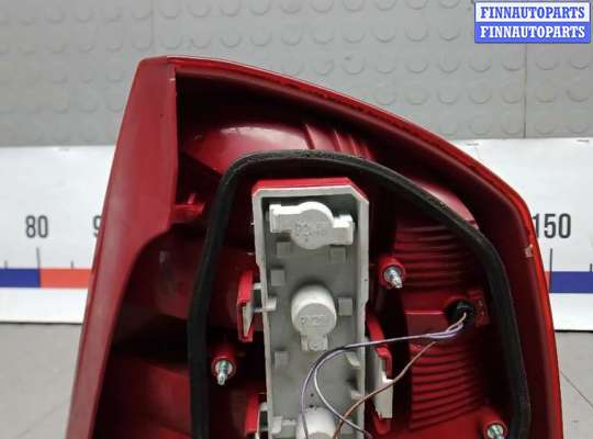 купить фонарь задний левый на SKODA OCTAVIA A5