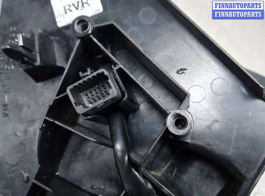 купить зеркало наружное правое на RENAULT MEGANE 3