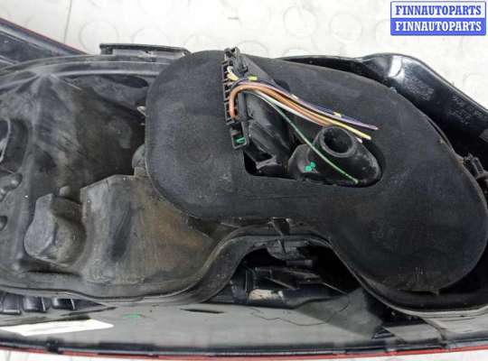 Фонарь задний на Volkswagen Scirocco III (137)
