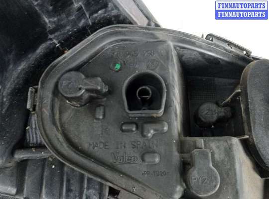 Фонарь задний на Volkswagen Scirocco III (137)