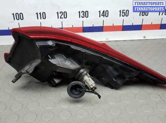 купить фонарь задний левый на NISSAN QASHQAI J11