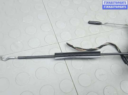 Замок боковой двери на Mercedes-Benz A (W169)