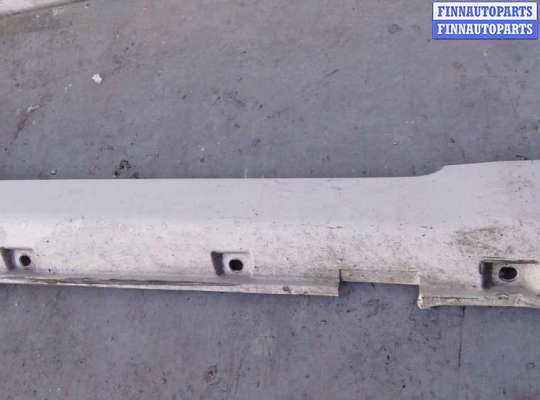 купить накладка на порог на SUZUKI KIZASHI 1