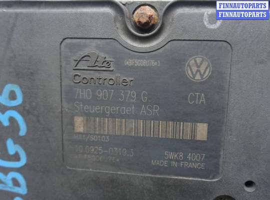 Блок ABS на Volkswagen Transporter T5