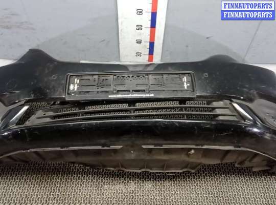 Бампер передний на Opel Zafira C