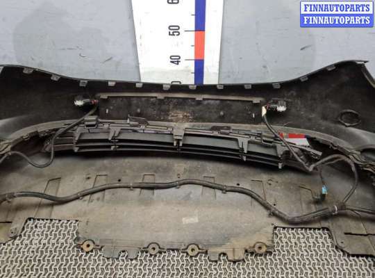 Бампер передний на Opel Zafira C