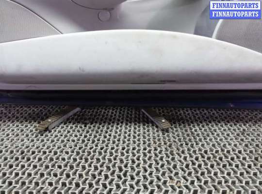 купить дверь передняя левая на MERCEDES BENZ CLK C209