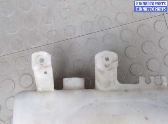 купить бачок омывателя на NISSAN NOTE E11