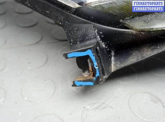 купить фара правая на TOYOTA AURIS E150