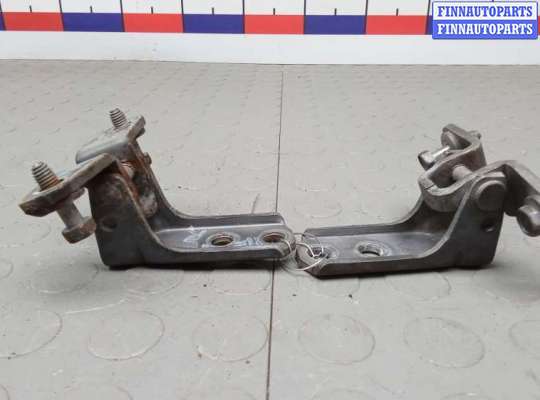 купить петля передняя правая на MITSUBISHI LANCER 9