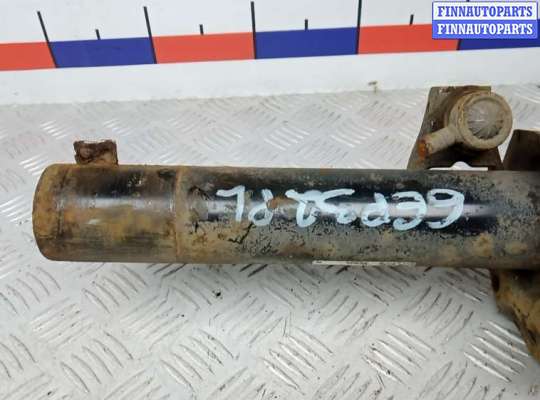 купить стойка передняя левая на SKODA OCTAVIA A5