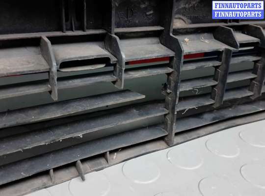 Решетка радиатора на Volkswagen Transporter T4