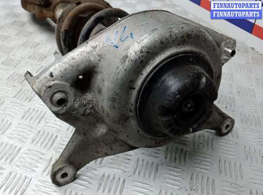 купить стойка передняя левая на AUDI A4 B8