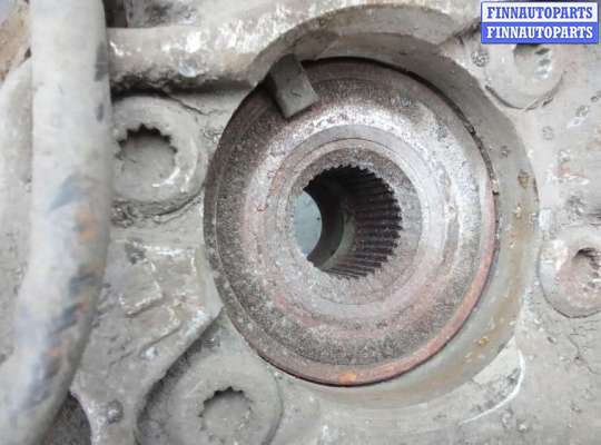 купить ступица задняя левая на AUDI A8 D3