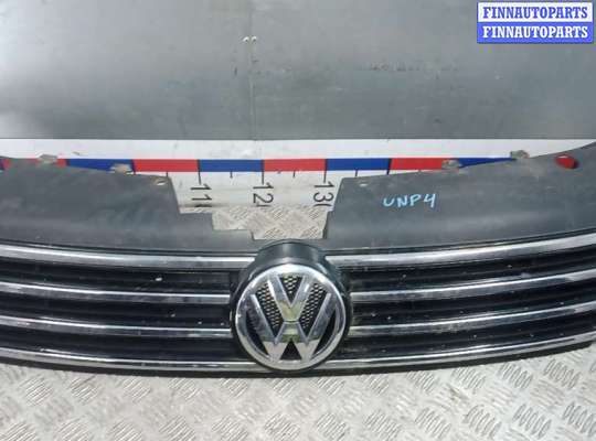 Решетка радиатора на Volkswagen Passat B7 (36)