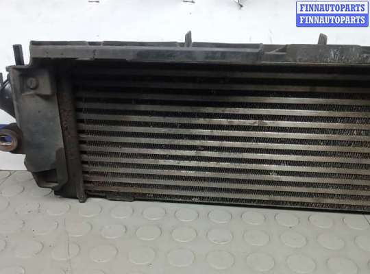 купить радиатор интеркулера на OPEL VIVARO