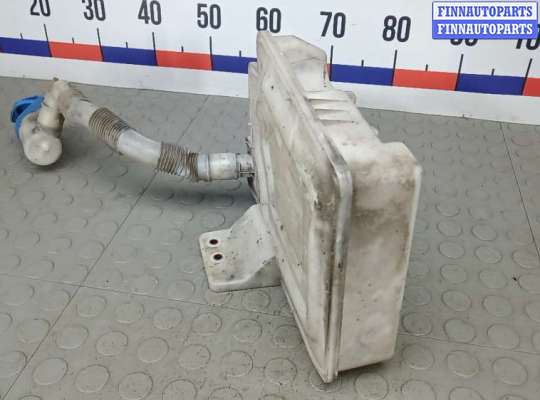 купить бачок омывателя на VOLKSWAGEN JETTA 5