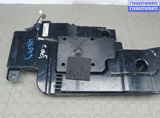 купить сабвуфер на RENAULT SCENIC 3