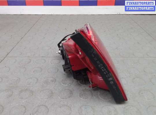 купить фонарь левый крышки багажника на AUDI A4 B8