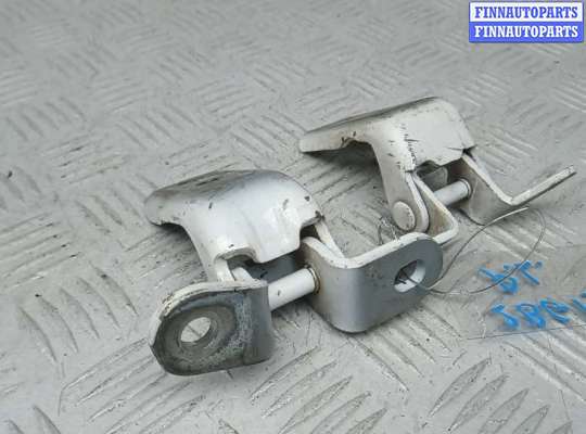 купить петля передняя левая на TOYOTA RAV 4 CA40