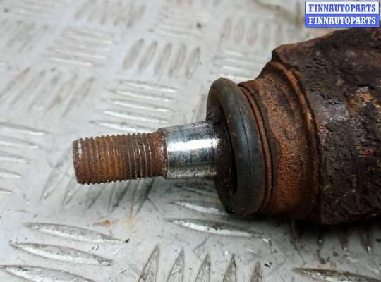 купить ступица передняя правая на PEUGEOT 307