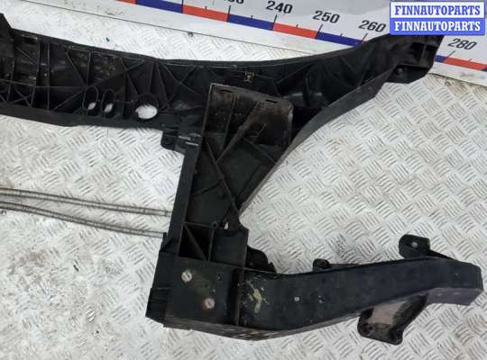 купить передняя панель крепления облицовки (телевизор) на MERCEDES BENZ SPRINTER 2