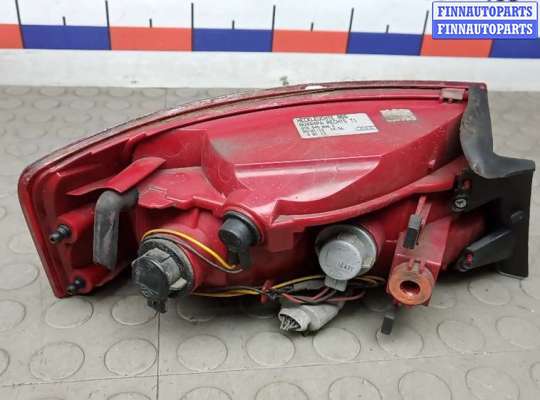 купить фонарь задний правый на AUDI A5 1