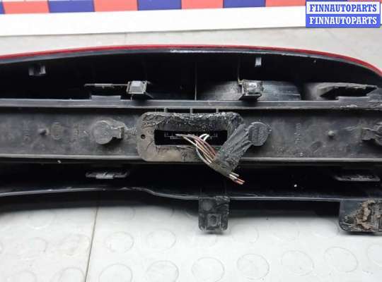 купить фонарь задний левый на MERCEDES BENZ VITO W639