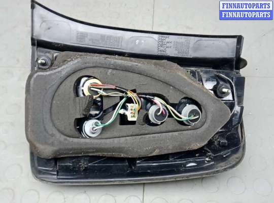 купить фонарь задний левый на TOYOTA PRIUS XW20