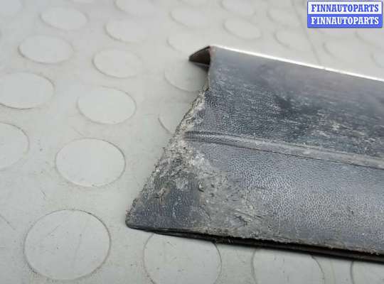 купить молдинг двери передней правой на VOLKSWAGEN TOUAREG 7L