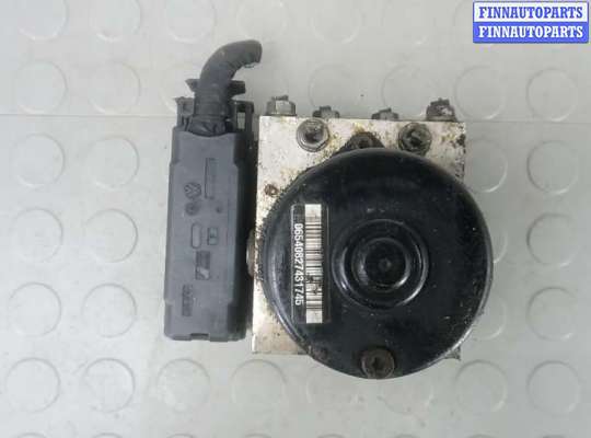блок abs VG1592677 на VOLKSWAGEN GOLF 5
