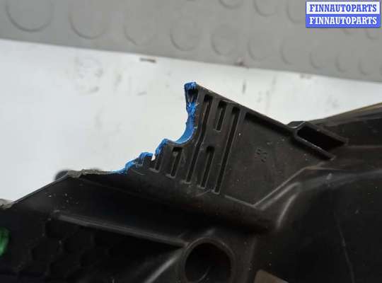 купить фара правая на RENAULT CLIO 3