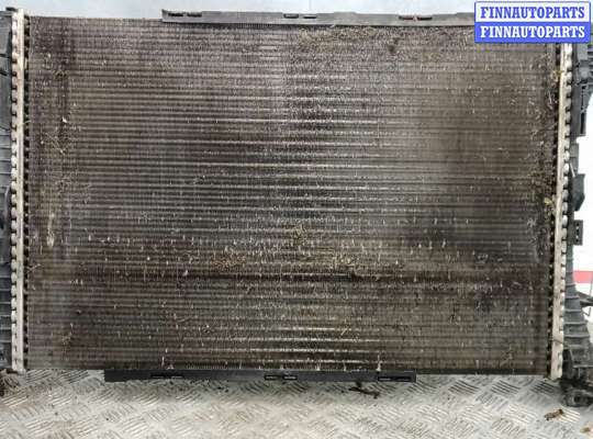 купить радиатор системы охлаждения на AUDI A4 B8