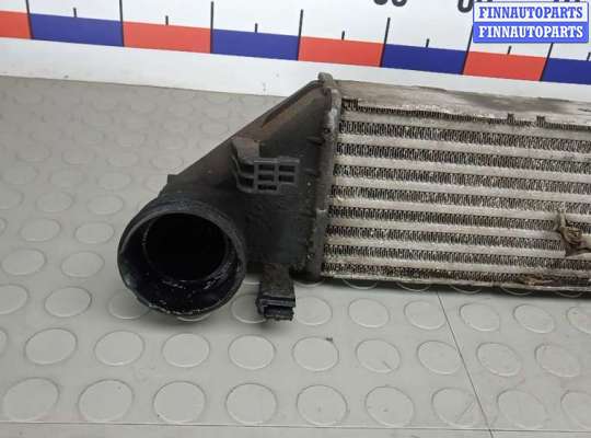 купить радиатор интеркулера на MERCEDES BENZ CLK C209