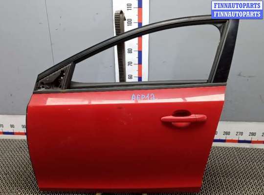 купить дверь передняя левая на VOLVO V40 3