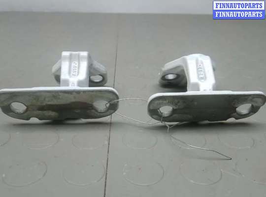 купить петля двери задней левой на LAND ROVER DISCOVERY SPORT 1