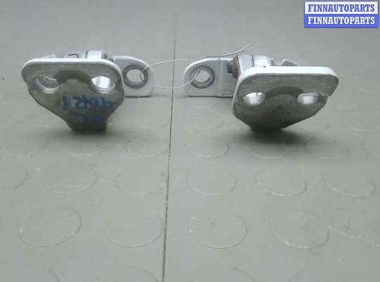 купить петля двери задней левой на LAND ROVER DISCOVERY SPORT 1