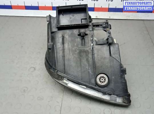 Фара передняя на Porsche Cayenne I (955/957)